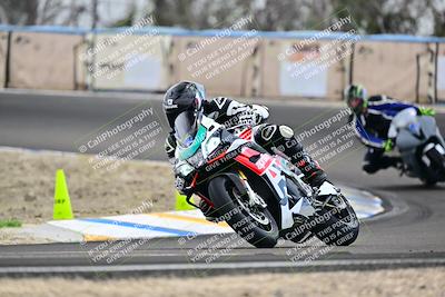 media/Apr-18-2025-TrackDaz (Fri) [[45f5874c44]]/B Group/Session 4 (Turn 6 - Outside)/